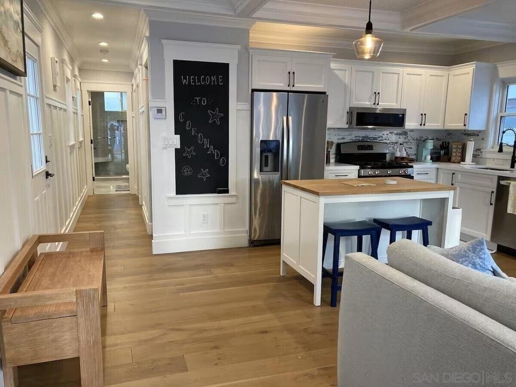 457 E Avenue - Photo 4