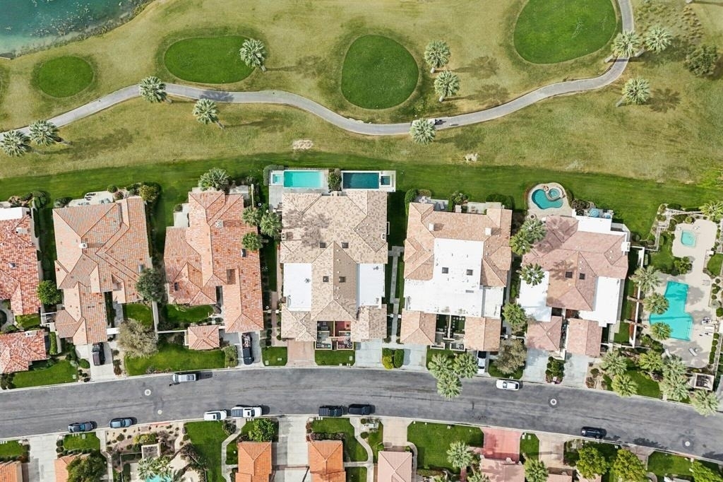 55285 Laurel - Photo 39