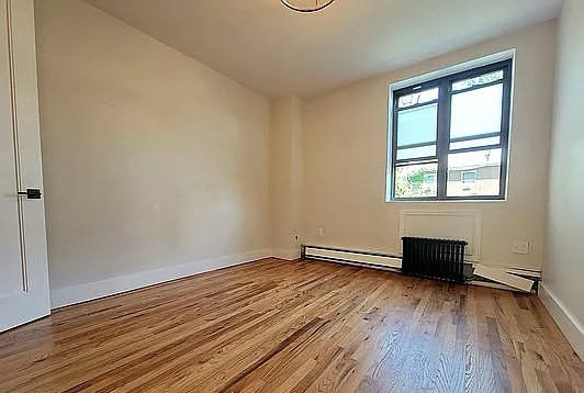 943 Herkimer Street - Photo 4
