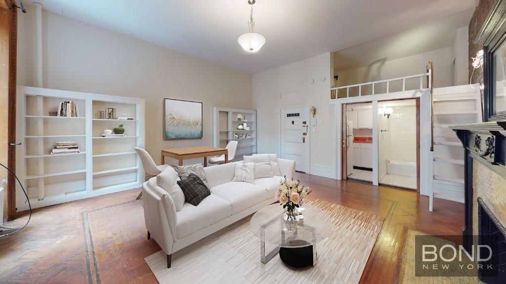 West 88th Street - Photo 1
