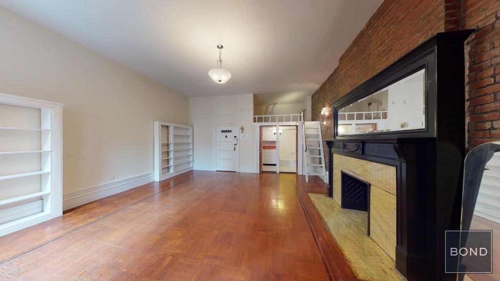 West 88th Street - Photo 2