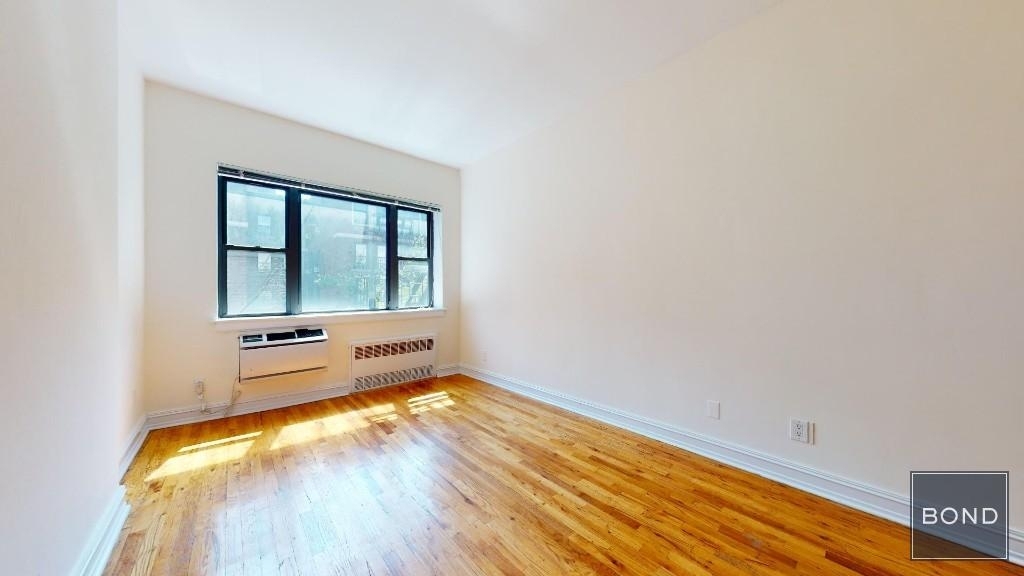 East 84th Street - Photo 0
