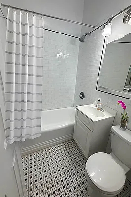 E 89th & Park Ave - Photo 4