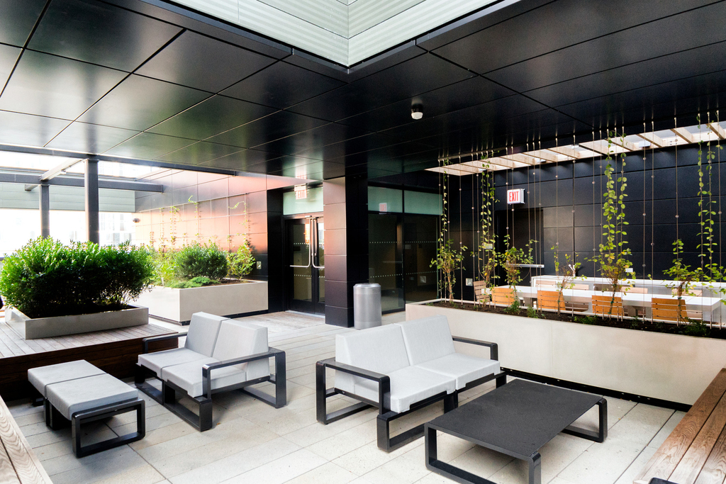 600 W 58th St - Photo 11