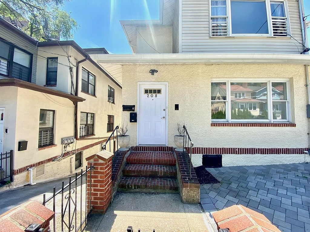 West 260th Street - Photo 0