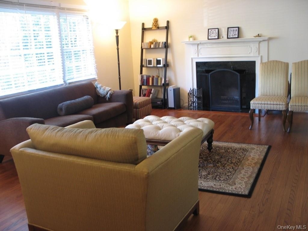 605 Fort Hill Road - Photo 2