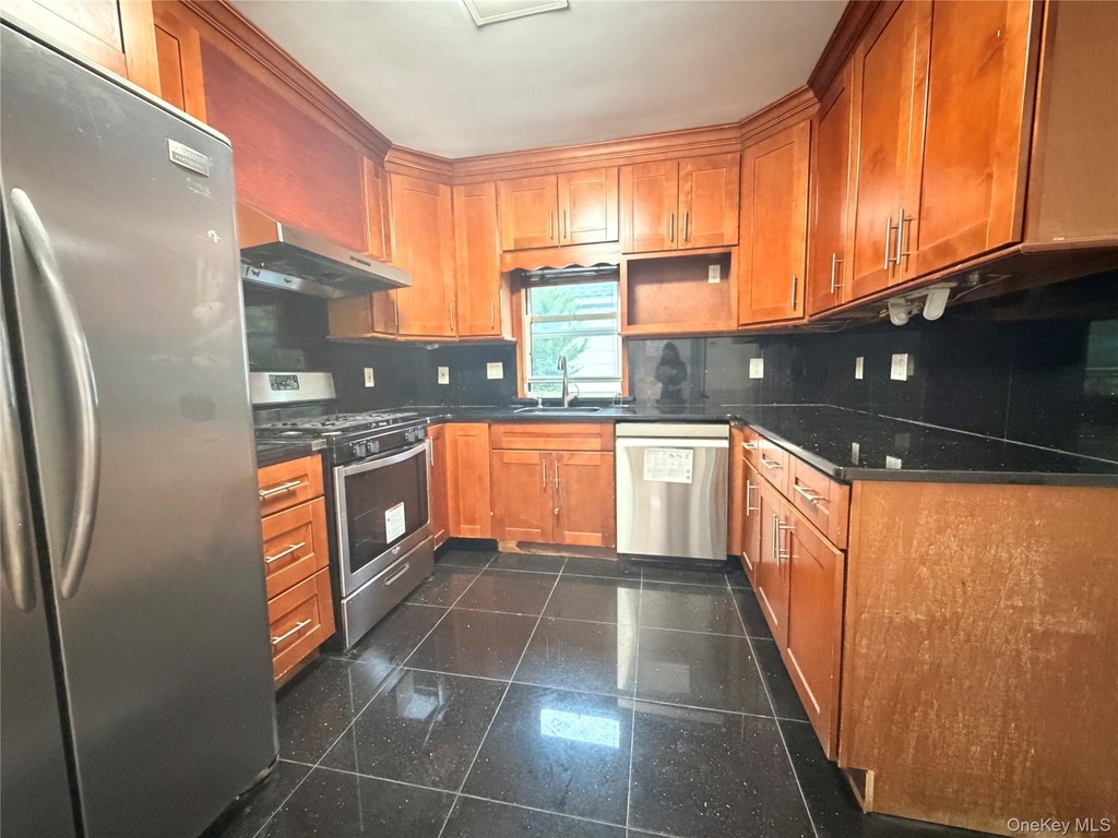 3432 205th Street - Photo 4