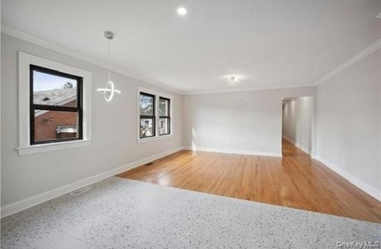 504 Ashford Avenue - Photo 3