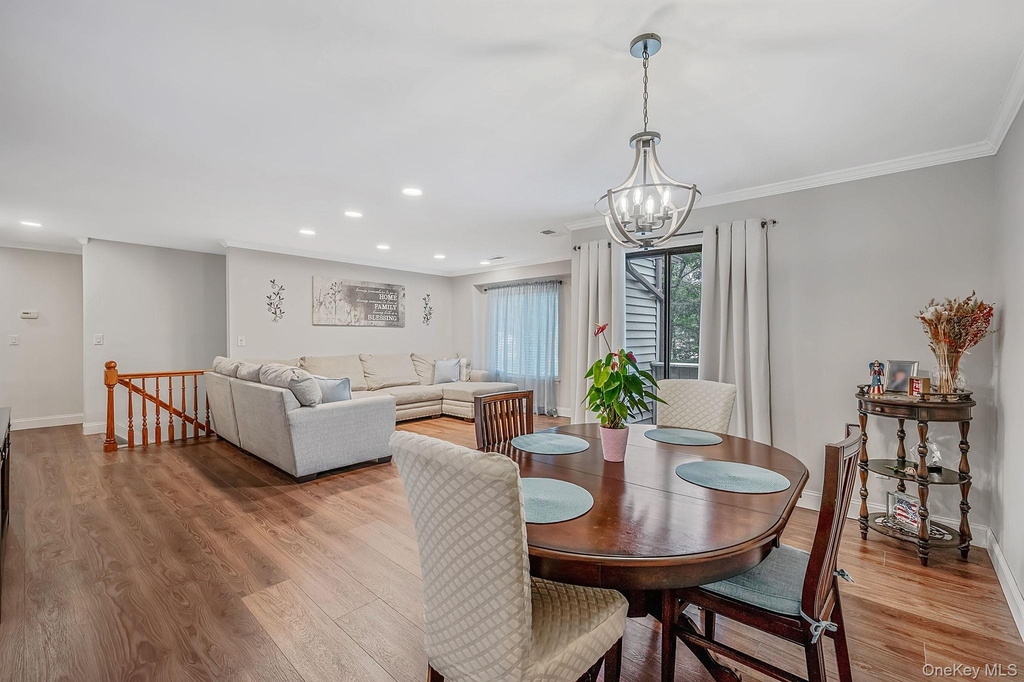 855 Skyline Drive - Photo 5