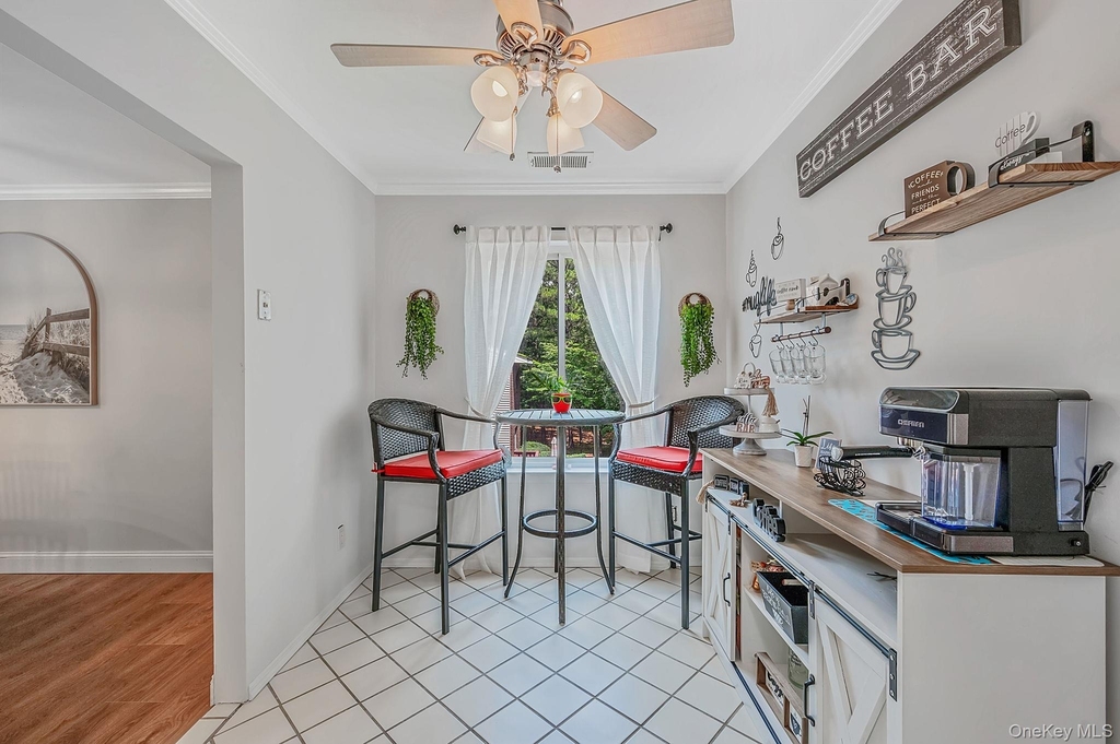 855 Skyline Drive - Photo 15