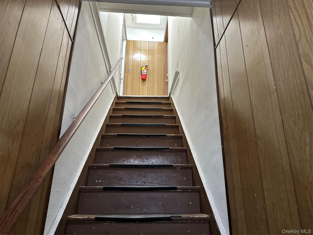 232 Fifth Avenue - Photo 14