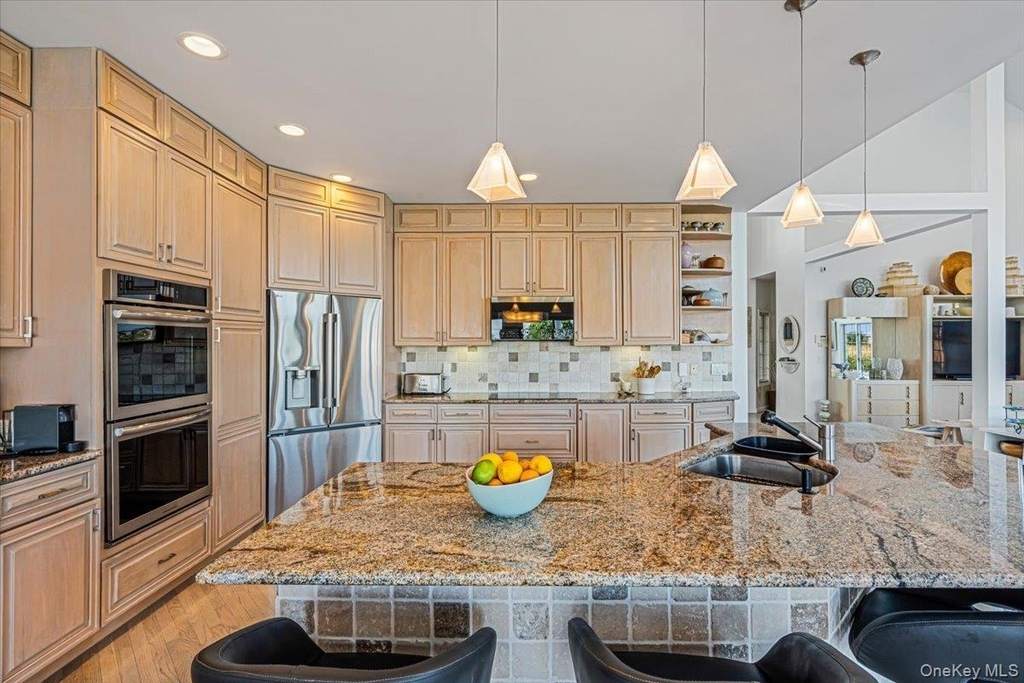 13 Bay Meadow - Photo 12