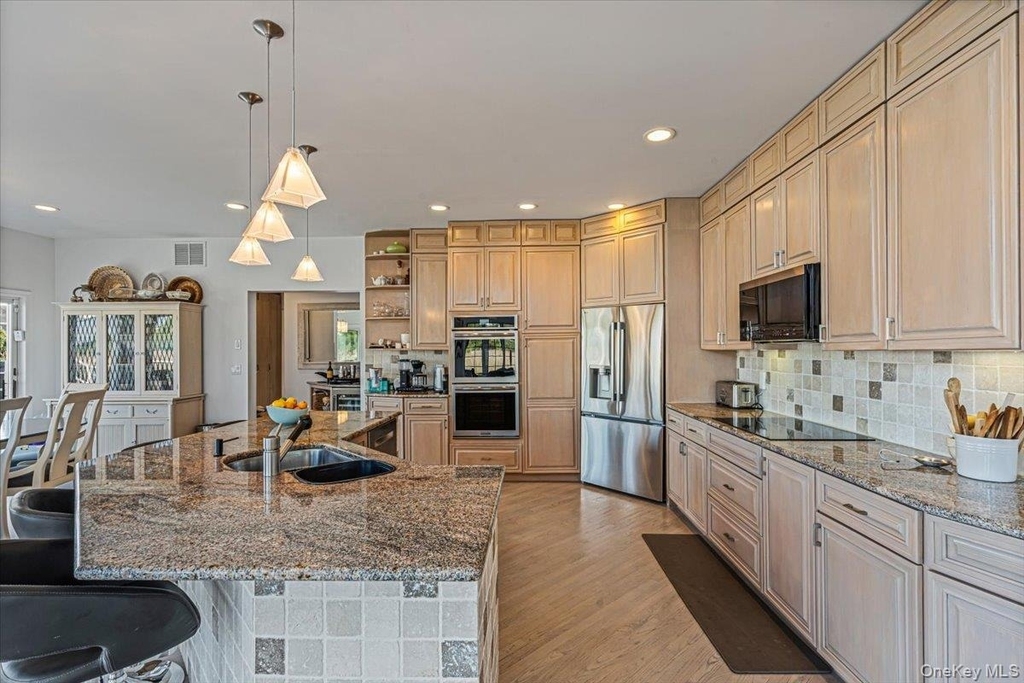 13 Bay Meadow - Photo 13