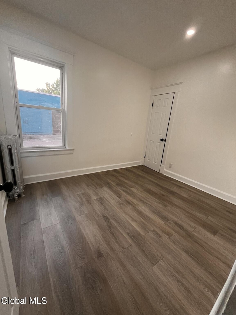 1 Chestnut Street - Photo 4