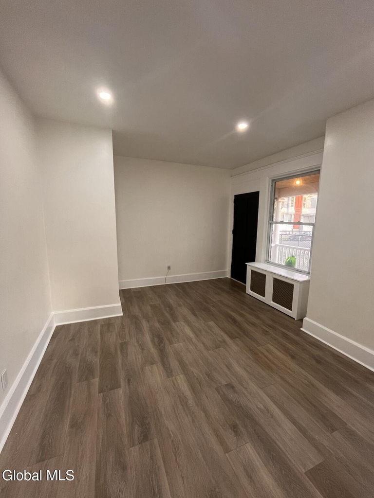 1 Chestnut Street - Photo 1