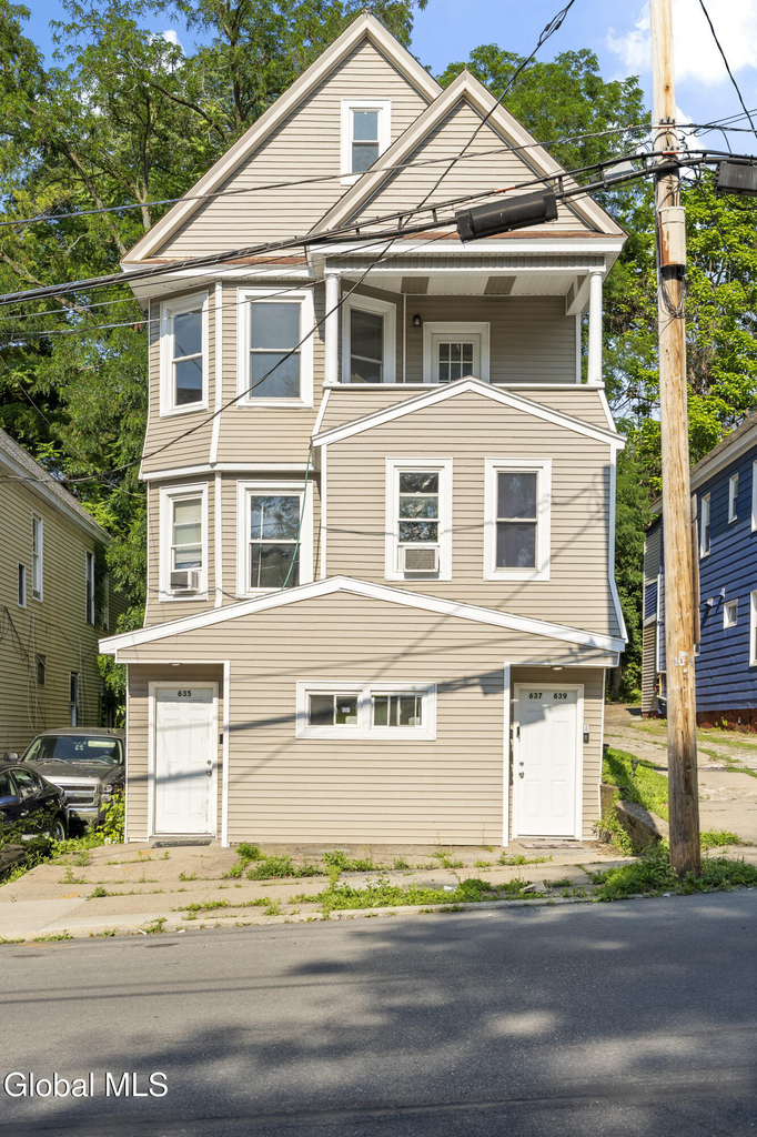 635 Crane Street - Photo 1