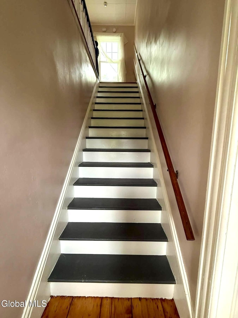 2145 New Scotland Road - Photo 11