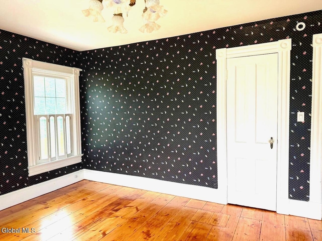 2145 New Scotland Road - Photo 18