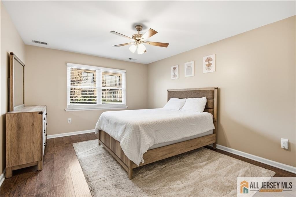 609 N Oaks Boulevard - Photo 9