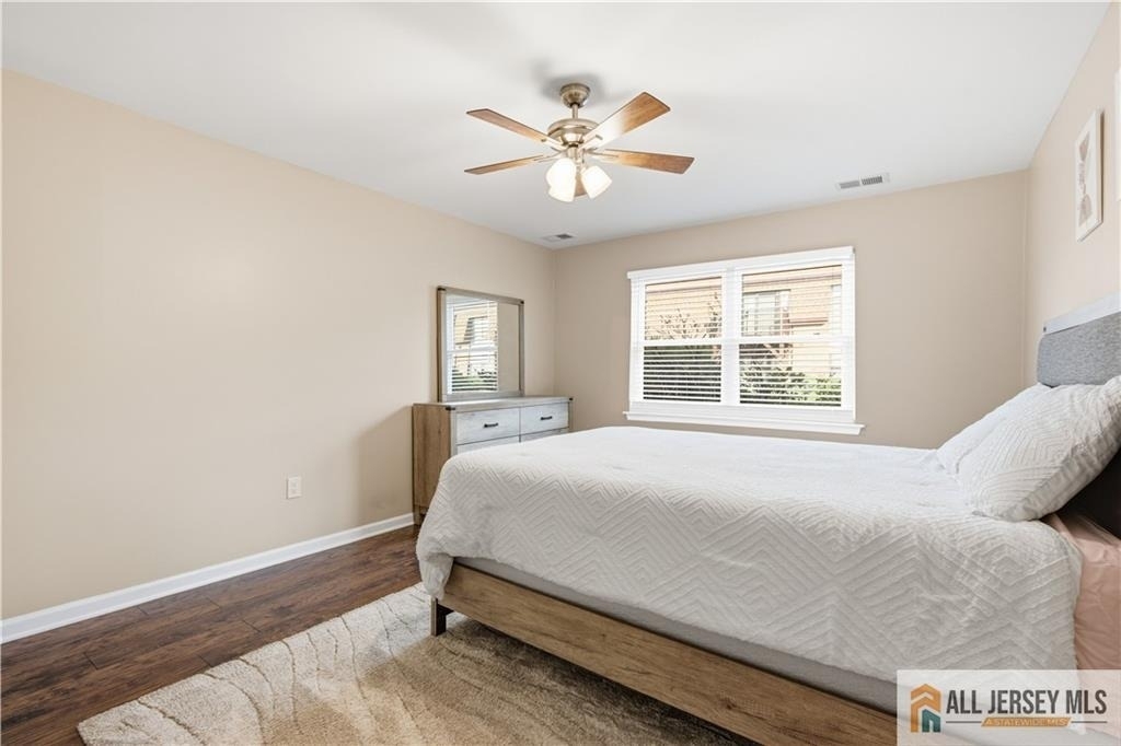 609 N Oaks Boulevard - Photo 10