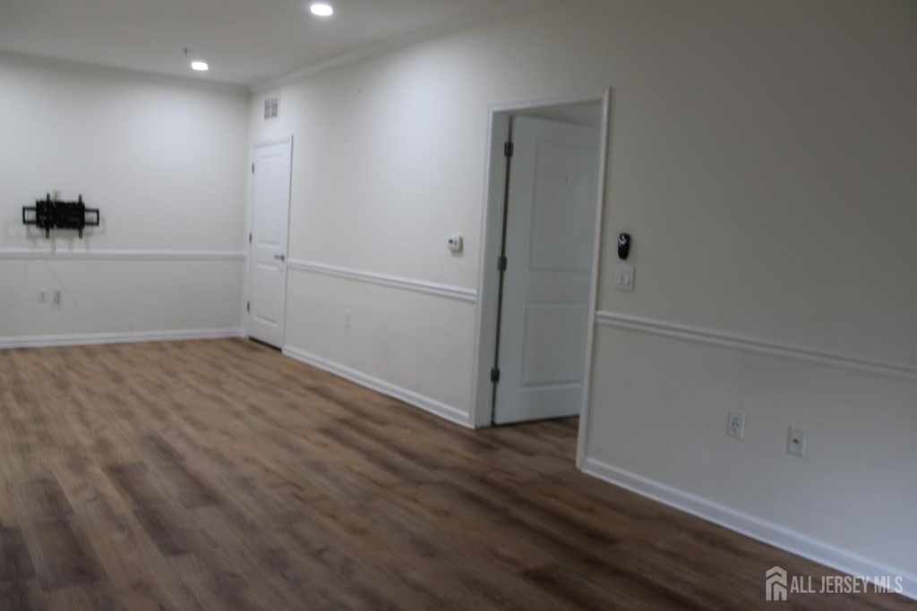 611 Doral Court - Photo 32