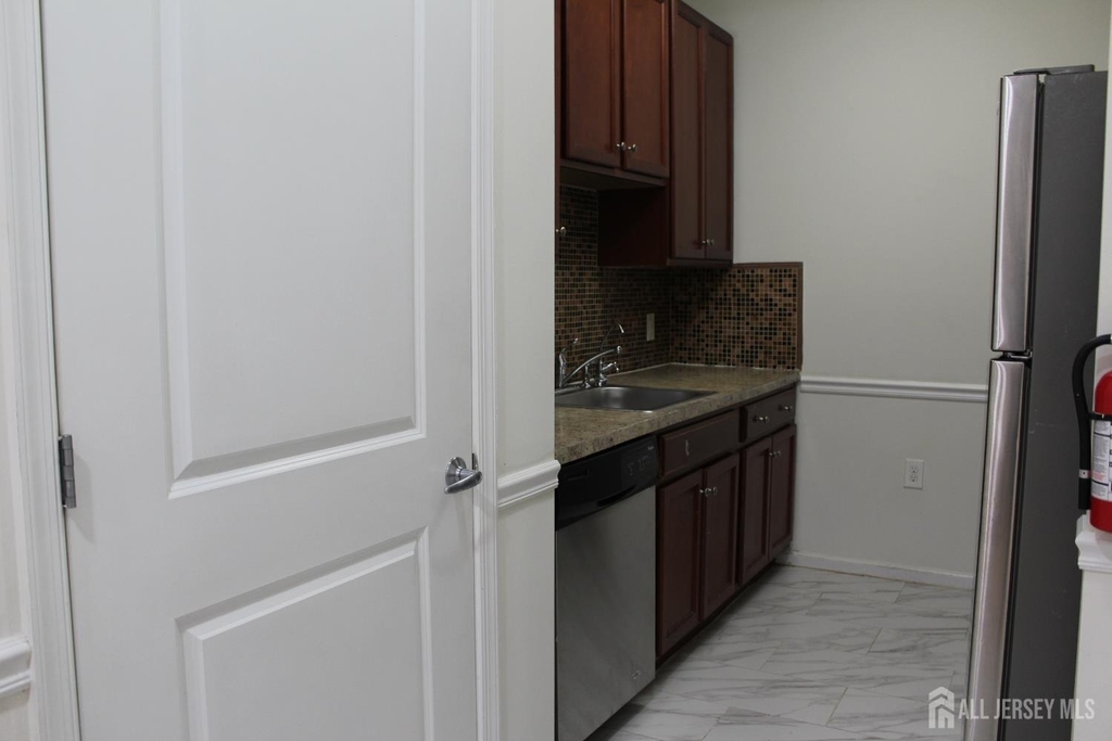 611 Doral Court - Photo 53