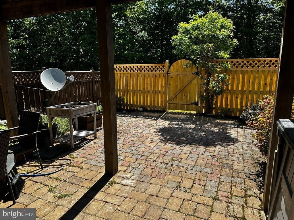 11593 Nellings Place - Photo 16