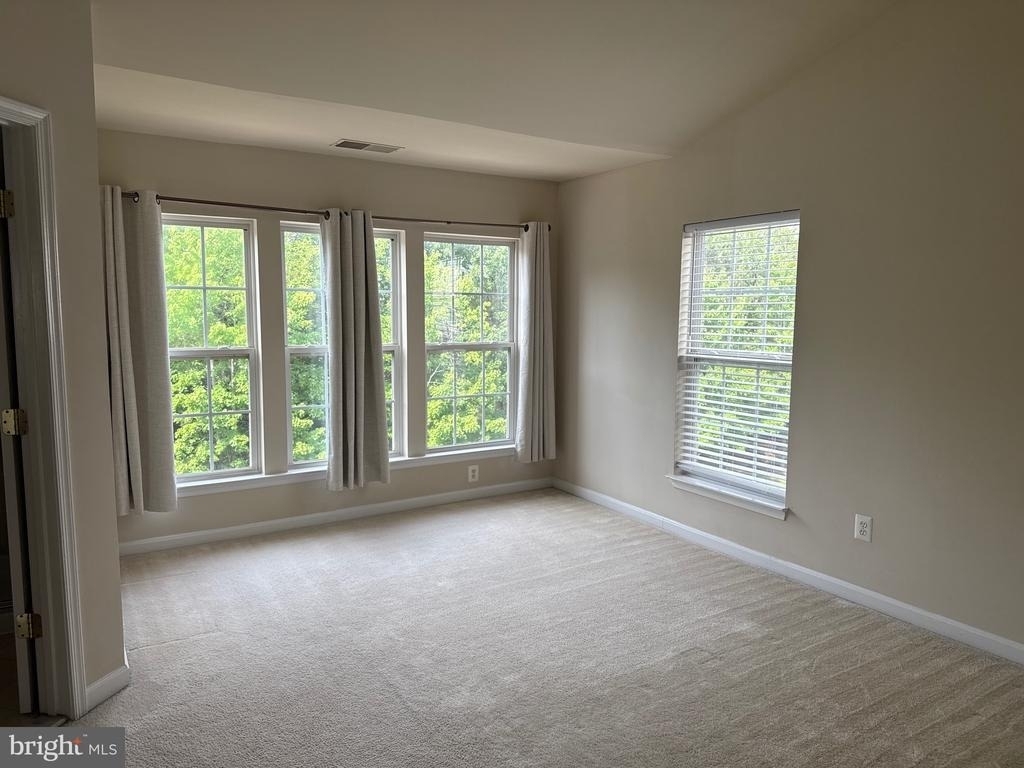 44293 Suscon Ct. - Photo 12