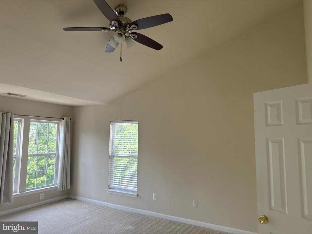 44293 Suscon Ct. - Photo 13