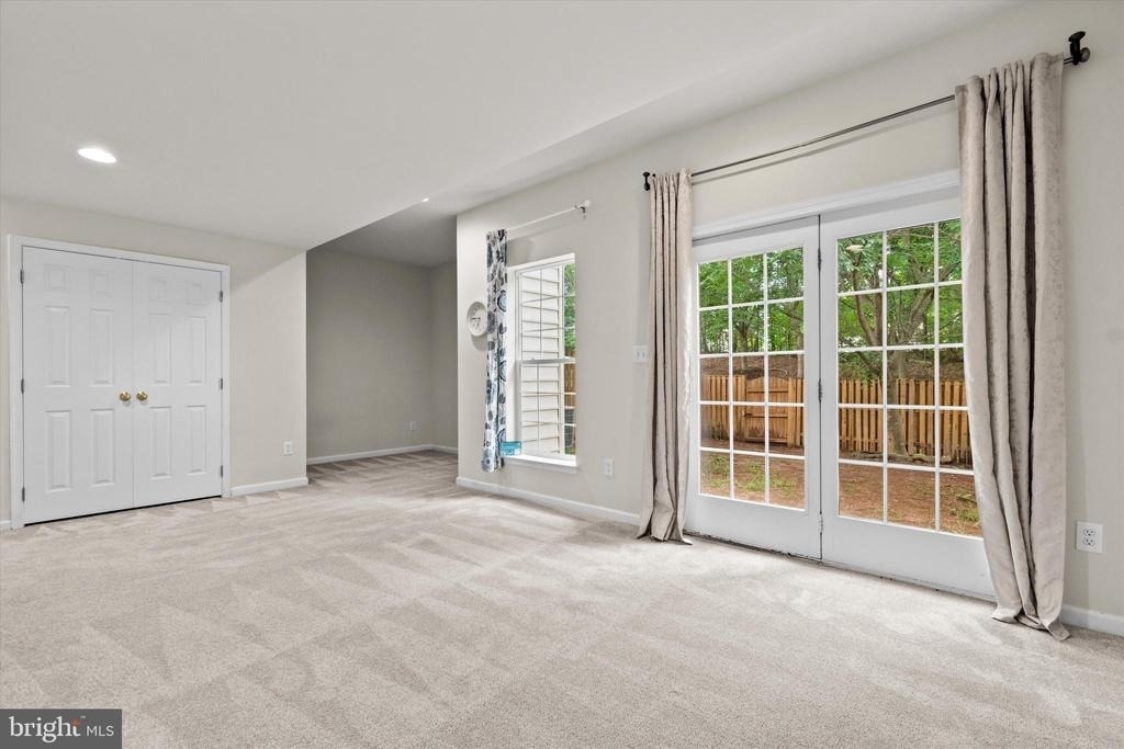 20139 Prairie Dunes Terrace - Photo 29