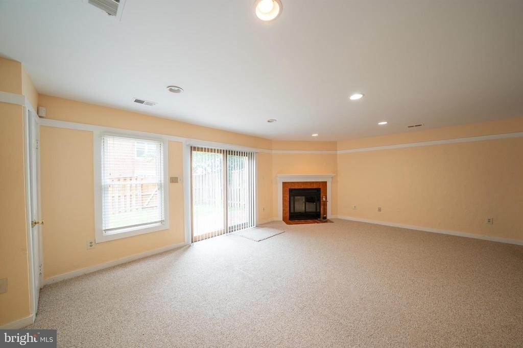 10168 Turnberry Place - Photo 21