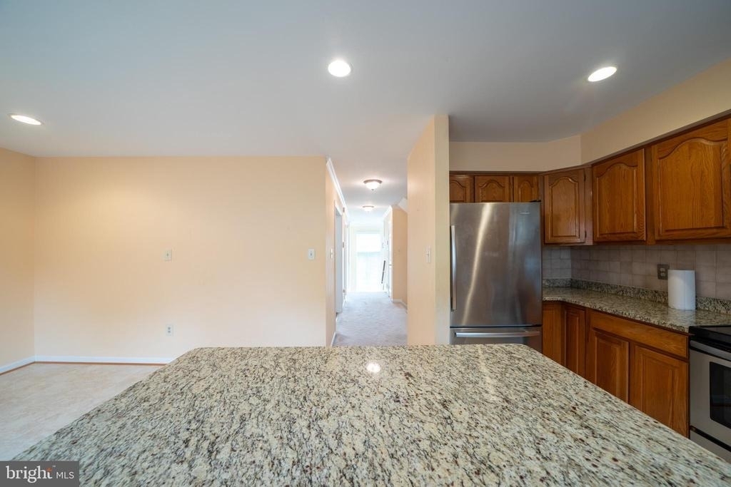 10168 Turnberry Place - Photo 11