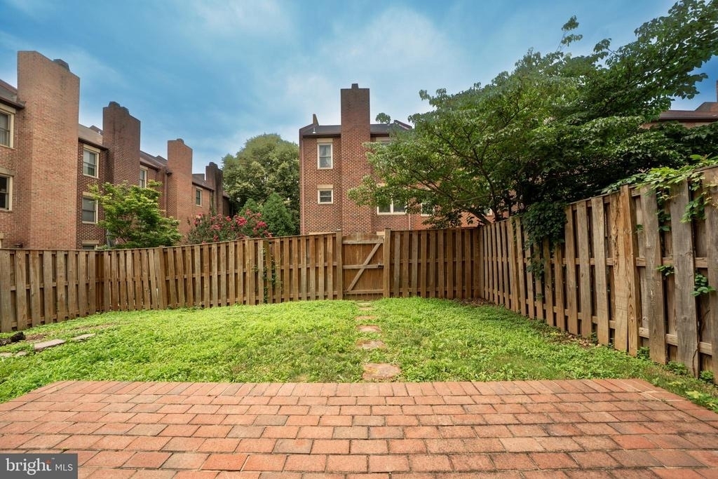 10168 Turnberry Place - Photo 30