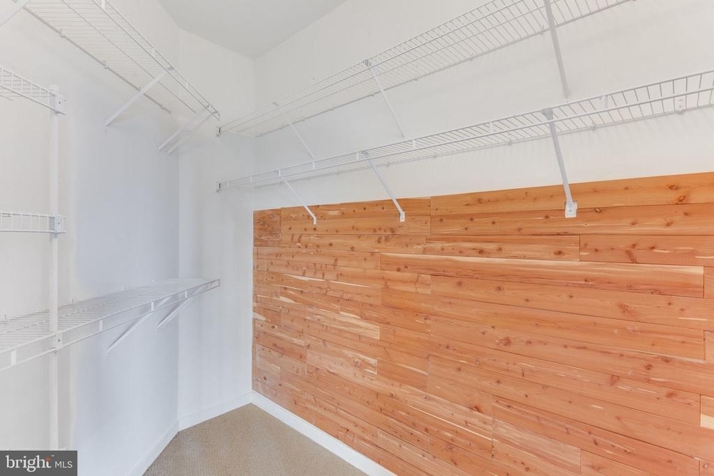 1645 International Drive - Photo 23