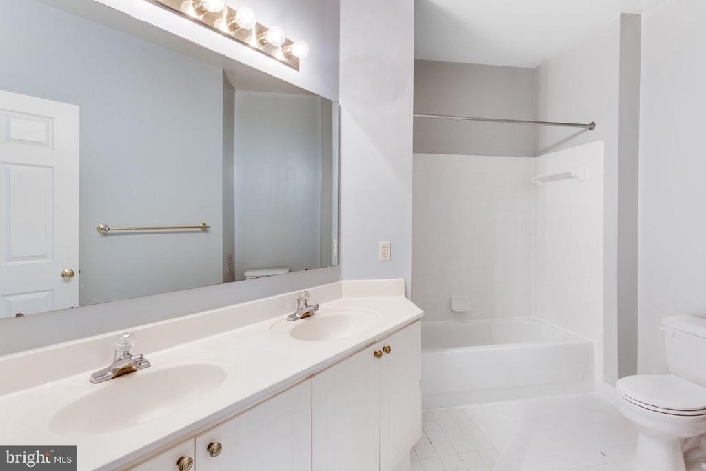 1645 International Drive - Photo 26