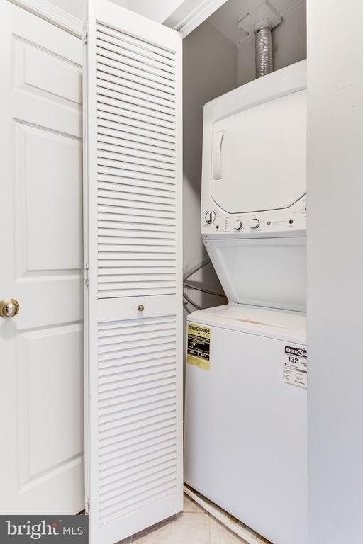 1645 International Drive - Photo 15