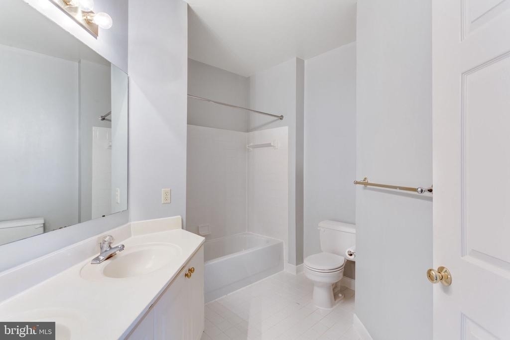 1645 International Drive - Photo 27