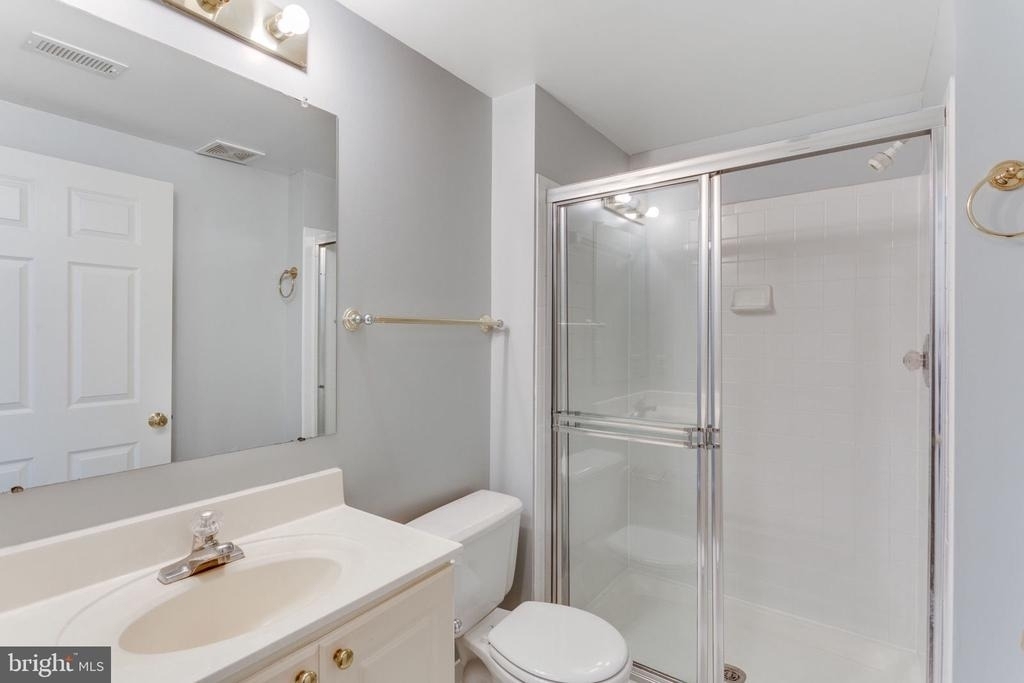 1645 International Drive - Photo 20