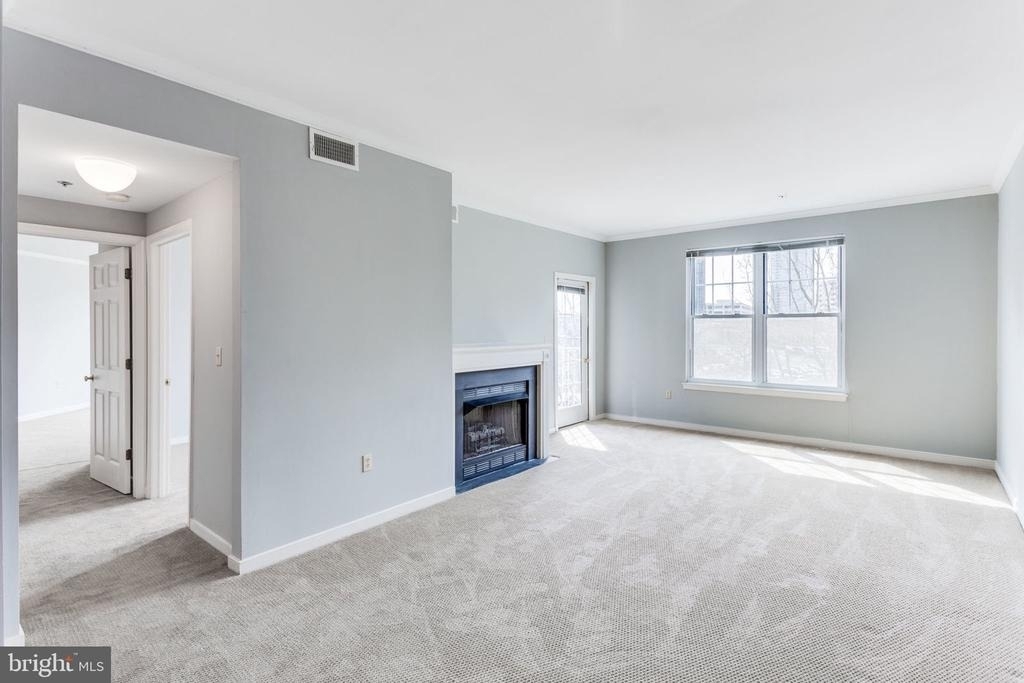 1645 International Drive - Photo 6