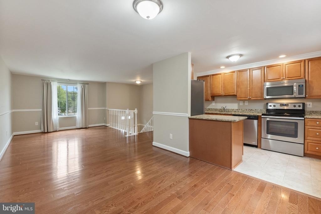 8454 Rippled Creek Court - Photo 2