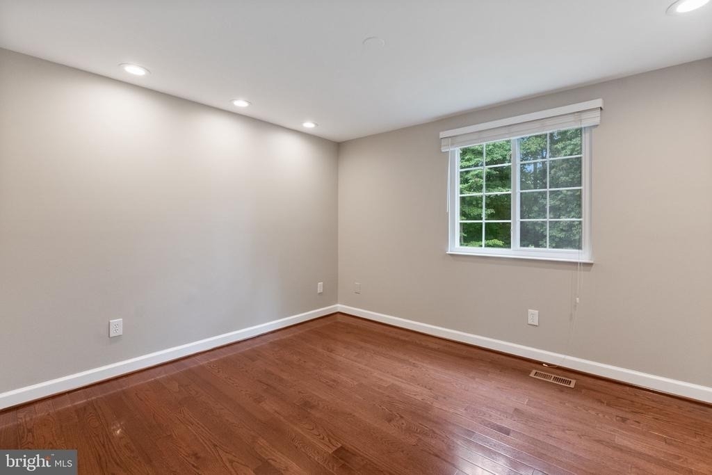 8454 Rippled Creek Court - Photo 6