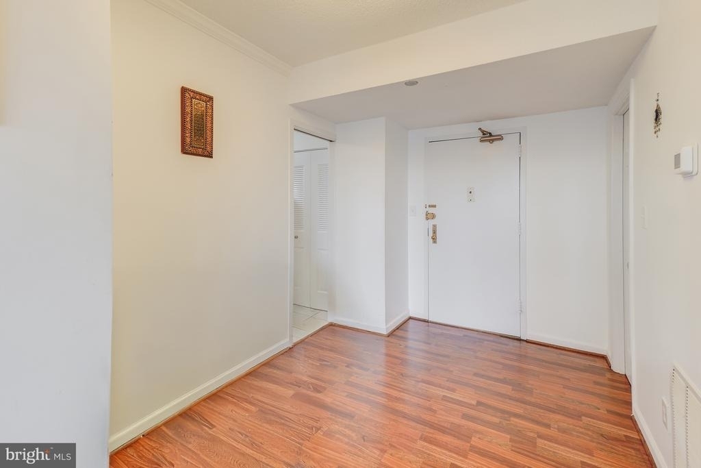 3713 S George Mason Drive - Photo 7