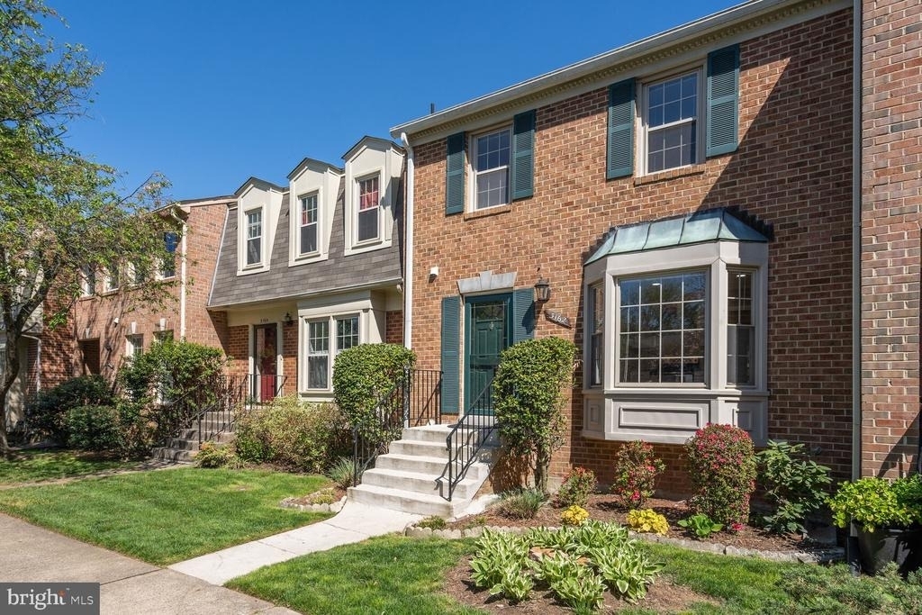3162 Borge Street - Photo 2