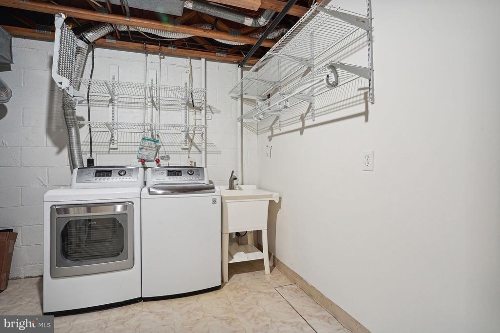 3162 Borge Street - Photo 25