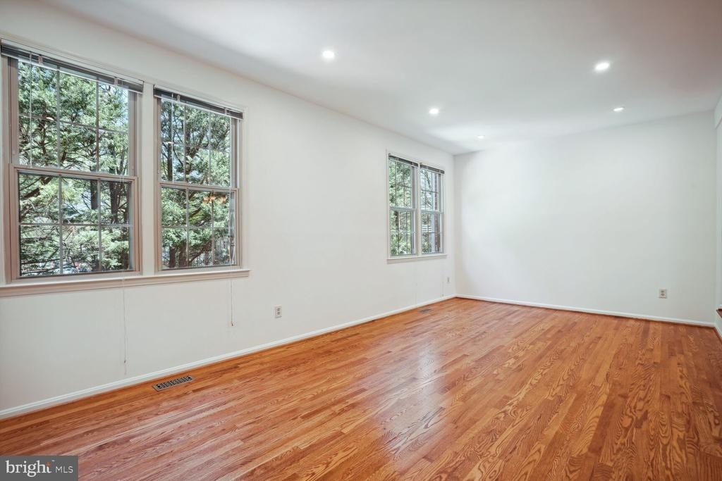 3162 Borge Street - Photo 6