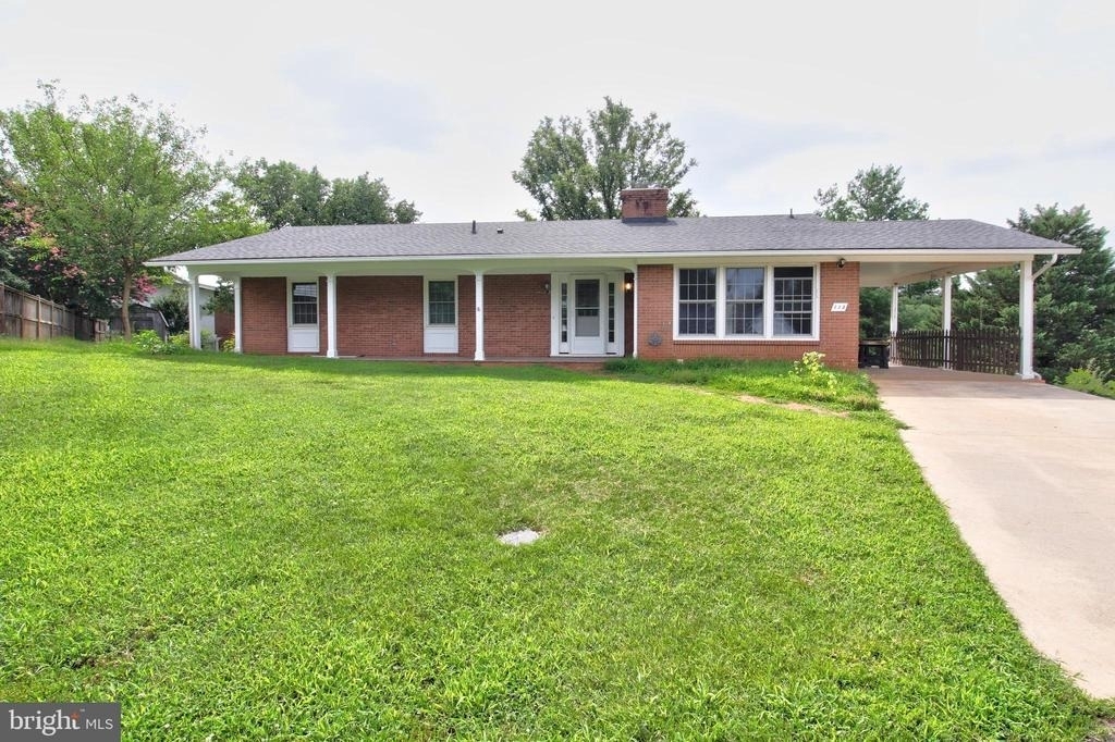 113 Thornton Court - Photo 1