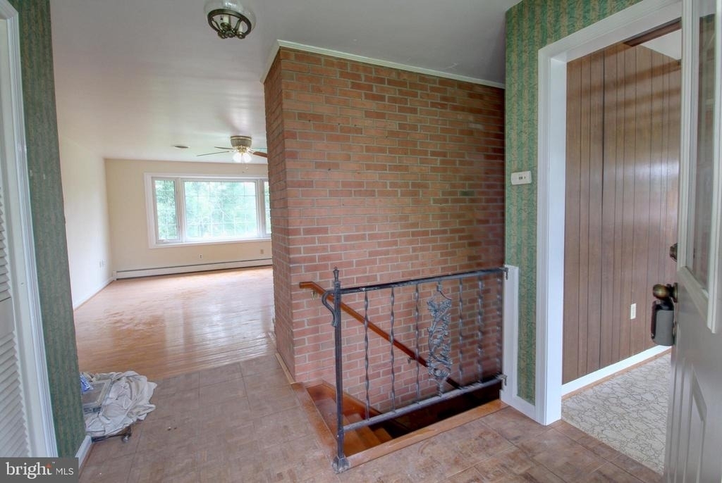 113 Thornton Court - Photo 33