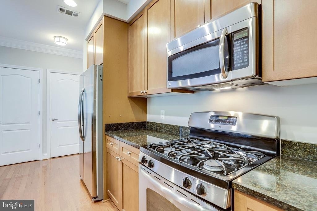 1115 Cameron Street - Photo 7