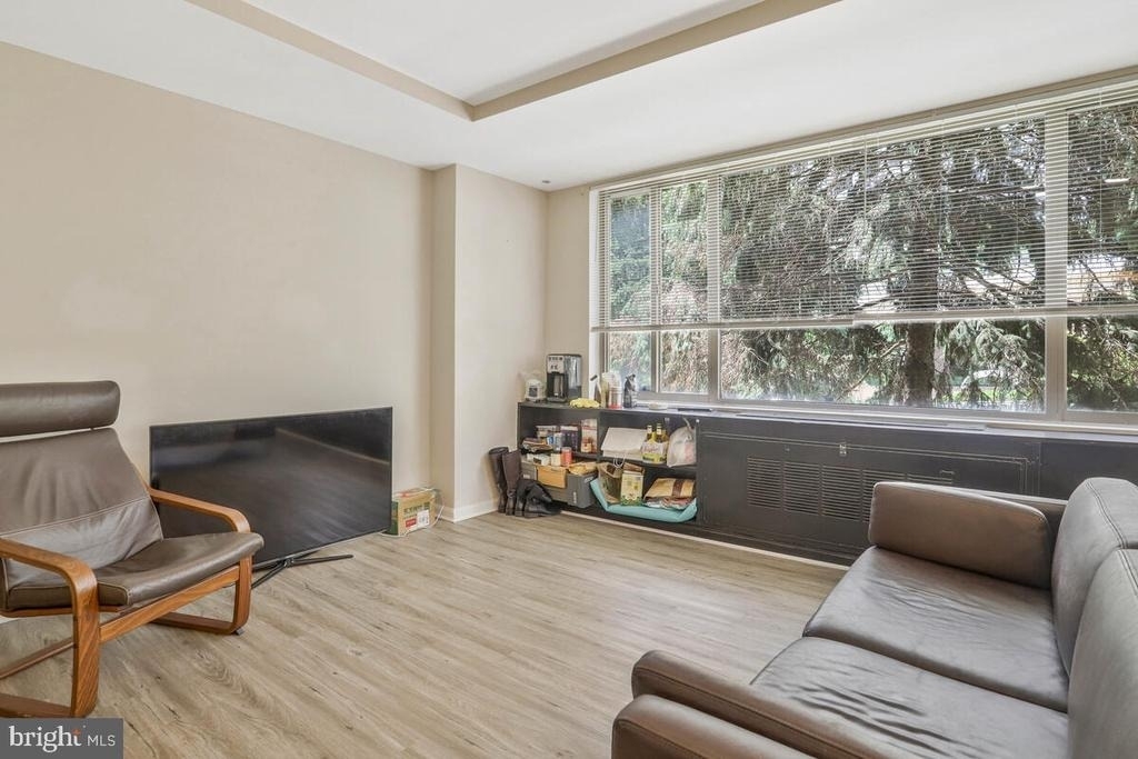 1121 Arlington Boulevard - Photo 4