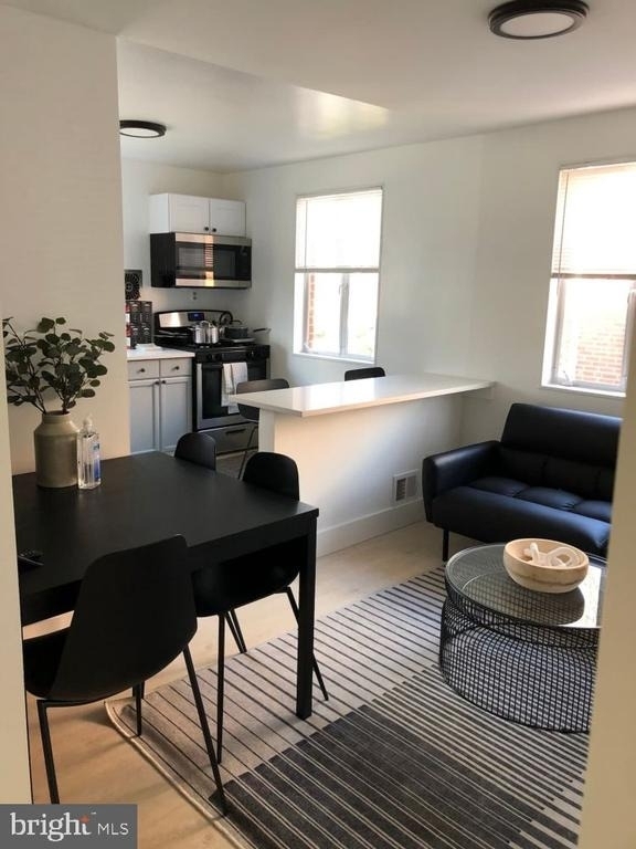 4206 Washington Boulevard - Photo 2